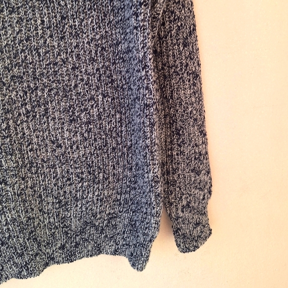 Eddie Bauer Women's Mock Neck   Sweater Size M - Picture 4 of 8